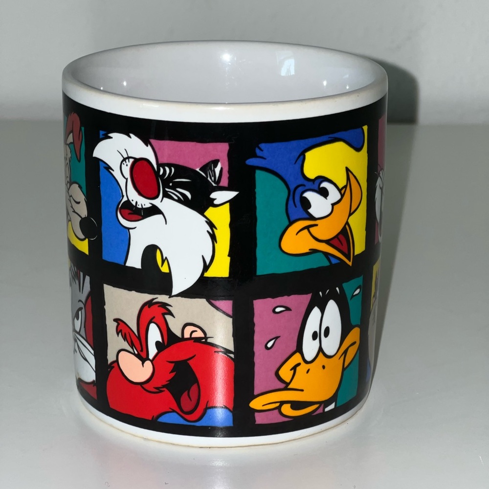 Looney Tunes Mug Sakura 1994 Bugs Daffy Tweety Sylvester Coyote Vintage